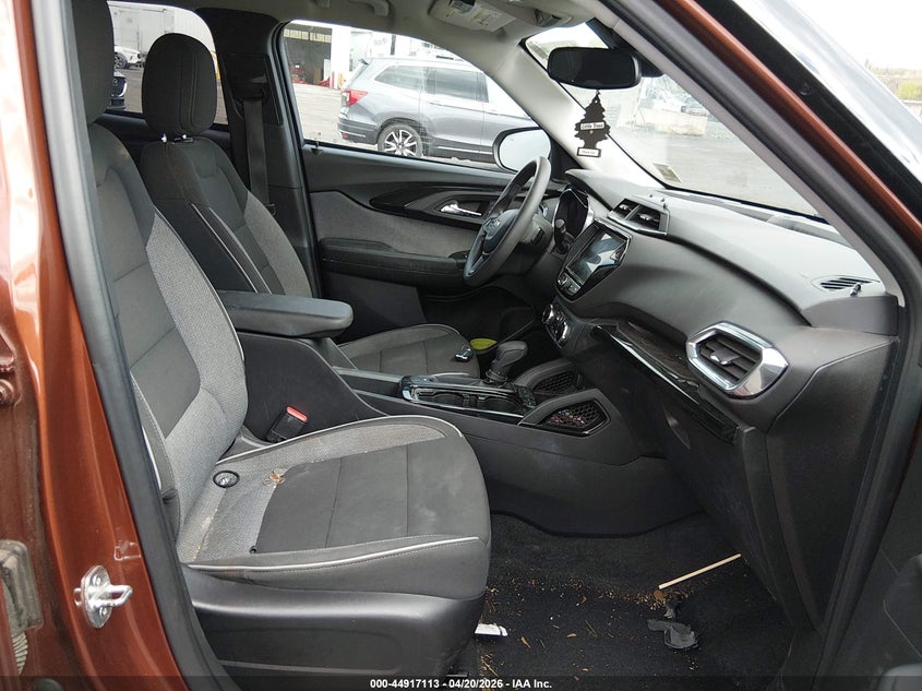 2021 Chevrolet Trailblazer VIN KL79MRSL6MB134011 IAAI salvage auction — LEFT SIDE, Salvage Title, sold $975 on 2026-07-21 (photo 5)