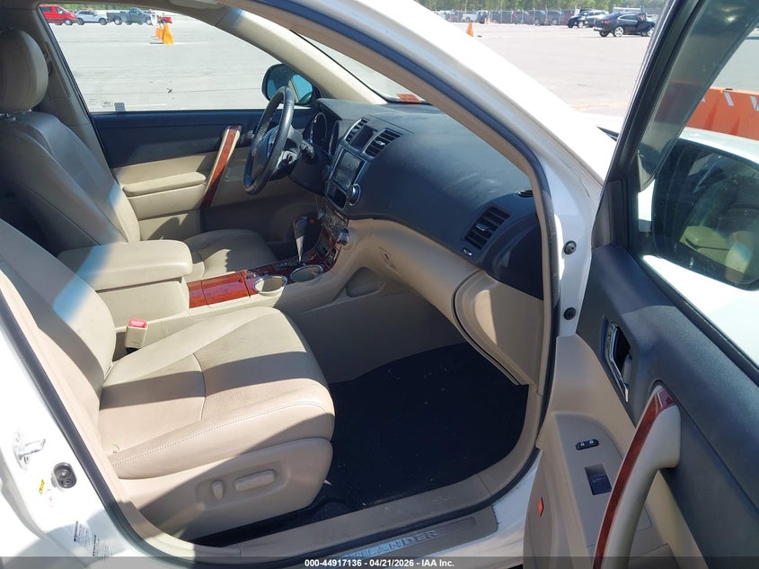 2013 Toyota Highlander VIN 5TDDK3EH8DS247894 IAAI salvage auction — REAR END, Salvage Title, sold $5,900 on 2026-07-16 (photo 5)