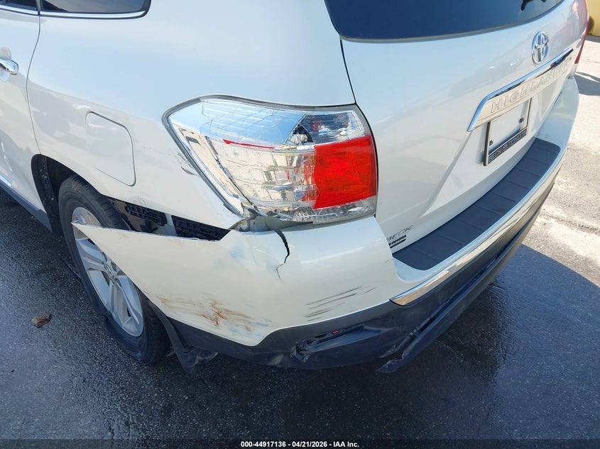 2013 Toyota Highlander VIN 5TDDK3EH8DS247894 IAAI salvage auction — REAR END, Salvage Title, sold $5,900 on 2026-07-16 (photo 6)