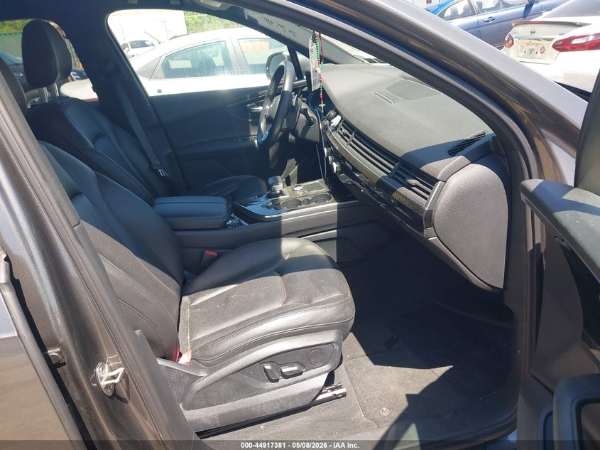2019 Audi Q7 VIN WA1AAAF75KD012436 IAAI salvage auction — FRONT END, Salvage Title, sold $6,500 on 2026-10-06 (photo 5)