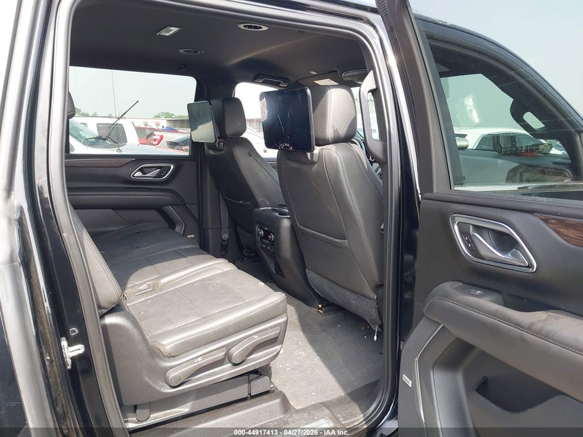 2021 Chevrolet Suburban VIN 1GNSKCKT1MR455007 IAAI salvage auction — THEFT, Salvage Title, sold $16,250 on 2026-07-28 (photo 8)