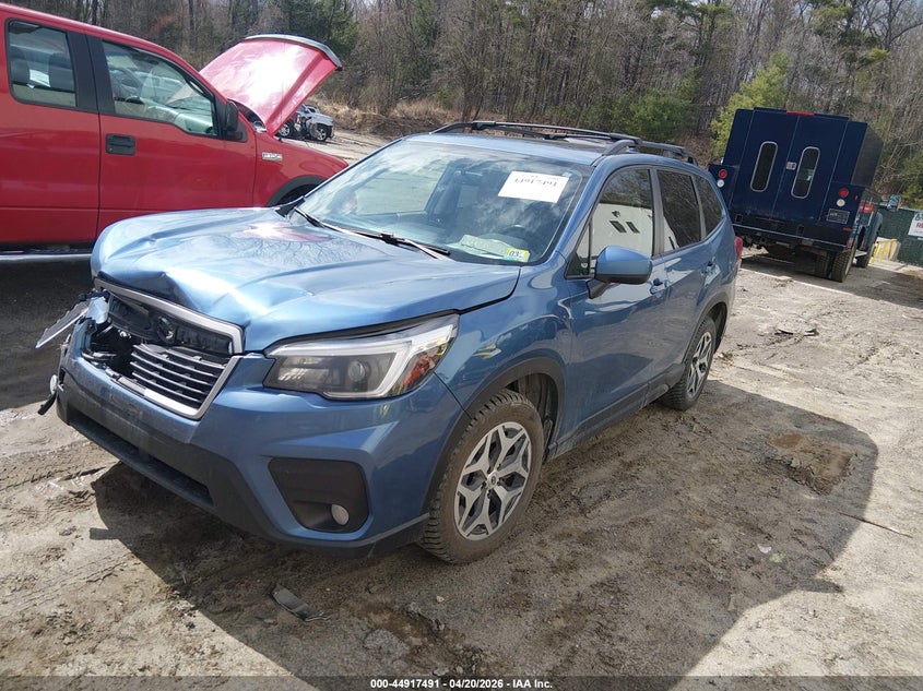 2021 Subaru Forester VIN JF2SKAFC5MH427824 IAAI salvage auction — FRONT END, Salvage (Vermont), sold $3,200 on 2026-07-05 (photo 2)