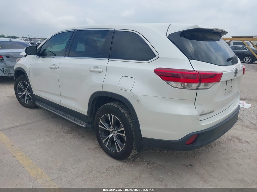 2019 Toyota Highlander VIN 5TDZZRFH9KS299146 IAAI salvage auction — RIGHT SIDE, Salvage (Texas), sold $3,750 on 2026-07-29 (photo 3)