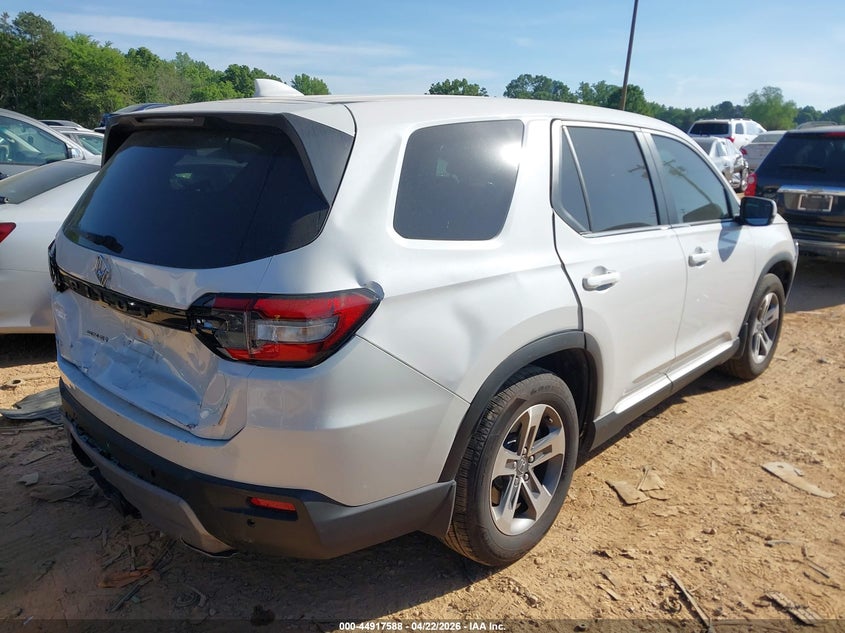 2025 Honda Pilot VIN 5FNYG1H49SB045504 IAAI salvage auction — FRONT & REAR, Salvage (North Carolina), sold $12,200 on 2026-07-30 (photo 4)
