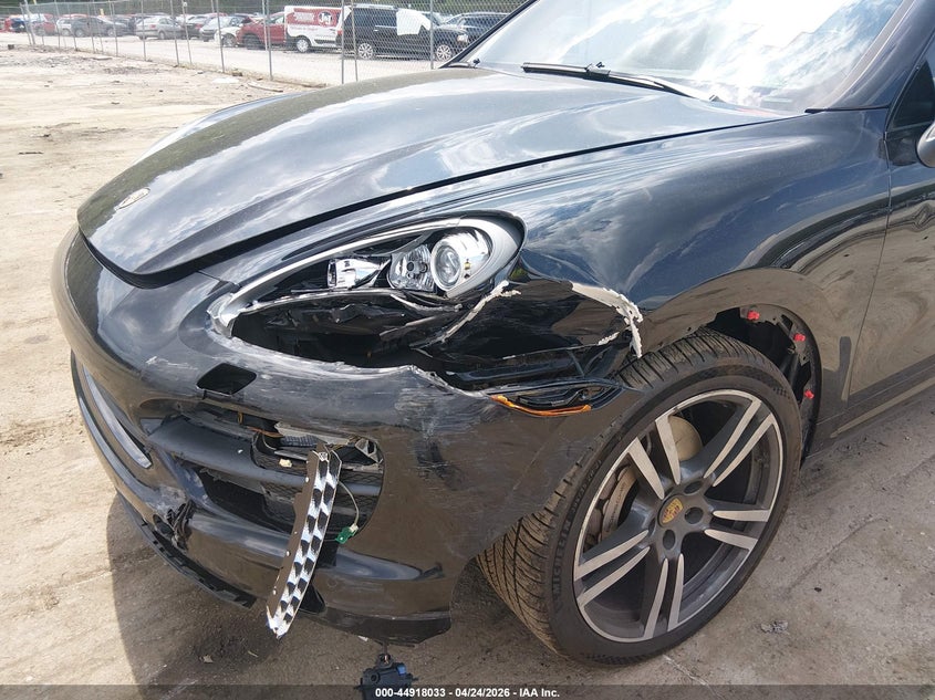 2014 Porsche Cayenne VIN WP1AB2A27ELA58816 IAAI salvage auction — FRONT END, Salvage (West Virginia), sold $3,000 on 2026-07-09 (photo 6)