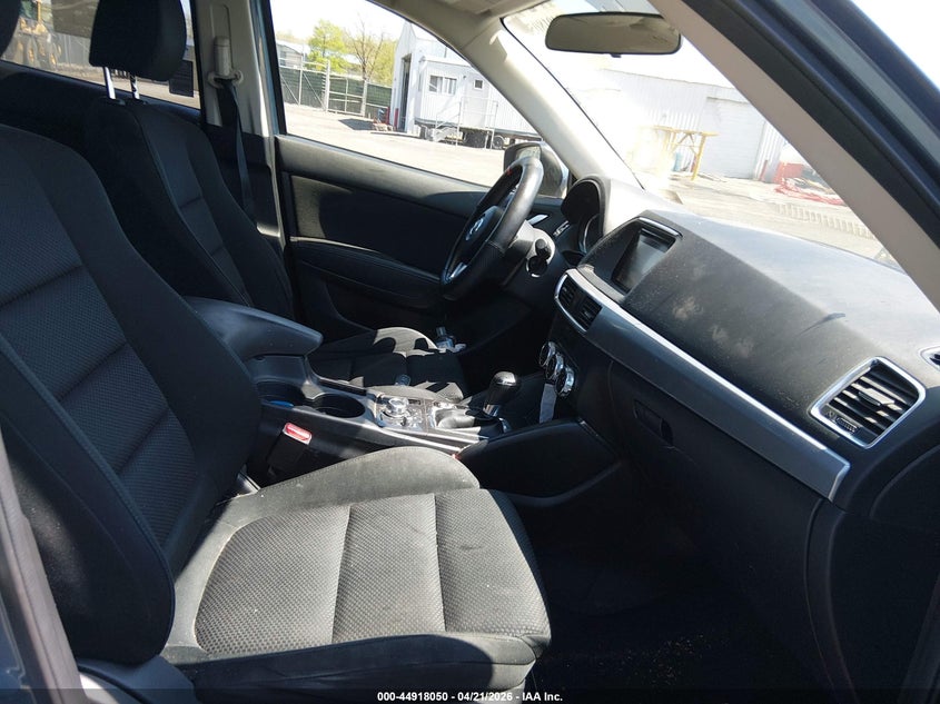 2016 Mazda Cx-5 VIN JM3KE2CY1G0689216 IAAI salvage auction — RIGHT FRONT, Salvage Title, sold $1,900 on 2026-07-28 (photo 5)