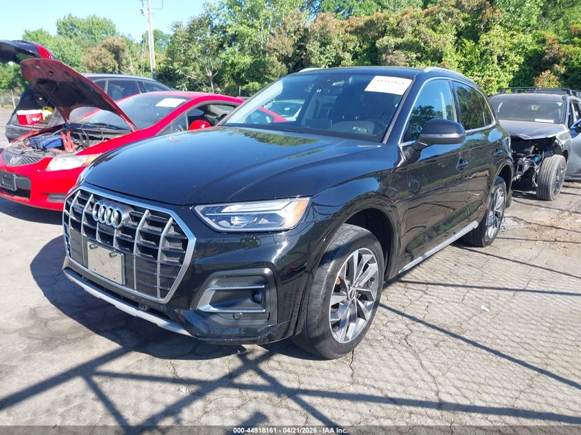 2021 Audi Q5 VIN WA1BAAFY1M2015264 IAAI salvage auction — REAR END, Salvage Title, sold $7,750 on 2026-07-30 (photo 2)