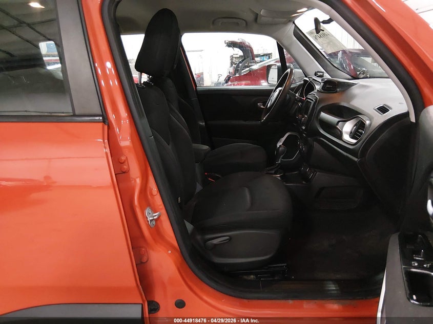 2020 Jeep Renegade VIN ZACNJBAB8LPL97516 IAAI salvage auction — HAIL, Salvage Title, sold $2,575 on 2026-07-28 (photo 5)