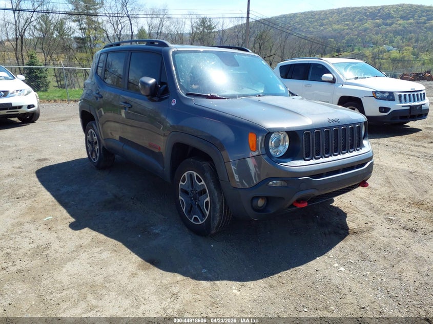 2017 Jeep Renegade VIN ZACCJBCB1HPG62937 IAAI salvage auction — LEFT SIDE, Salvage (New Jersey), sold $2,350 on 2026-07-09 (photo 1)