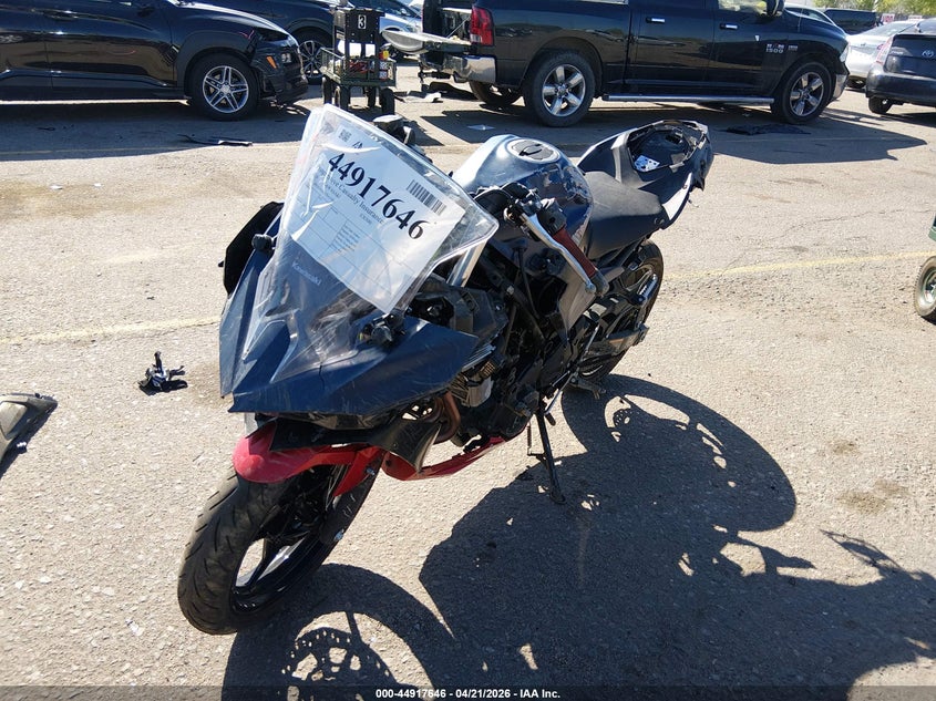 2026 Kawasaki Ninja VIN ML5EXGJ10TDA75826 IAAI salvage auction — FRONT & REAR, Salvage (Colorado), sold $1,100 on 2026-07-08 (photo 2)