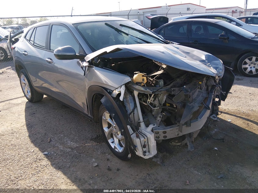 2024 Chevrolet Trax VIN KL77LFE26RC212607 IAAI salvage auction — FRONT END, Salvage Title, sold $1,500 on 2026-08-01 (photo 1)