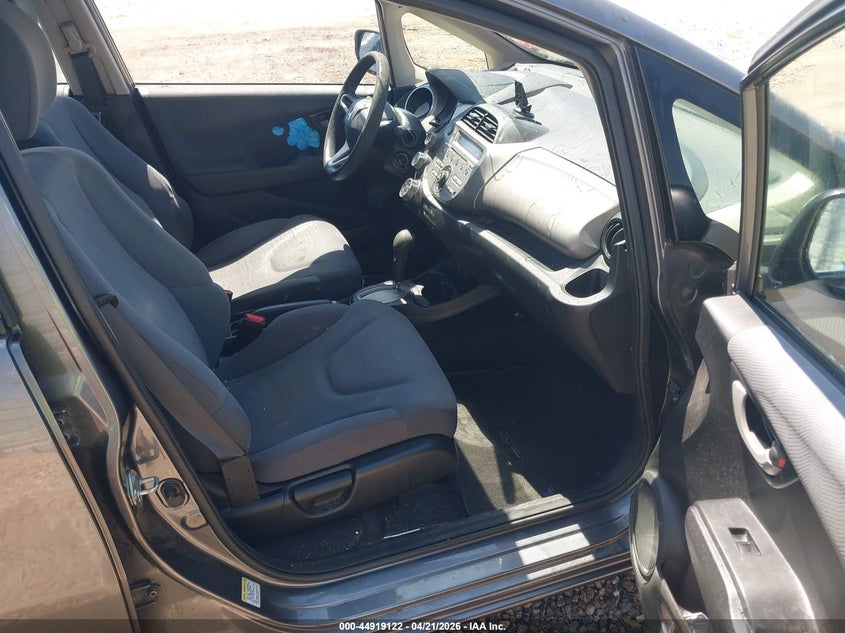 2013 Honda Fit VIN JHMGE8H33DC028794 IAAI salvage auction — REAR END, Salvage Title, sold $900 on 2026-07-14 (photo 5)