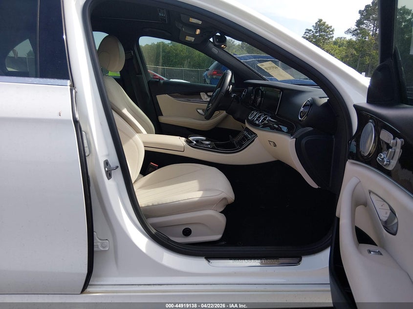 2019 Mercedes-benz E-klasse VIN WDDZF4JB5KA505984 IAAI salvage auction — UNDERCARRIAGE, Salvage (South Carolina), sold $7,350 on 2026-07-15 (photo 5)