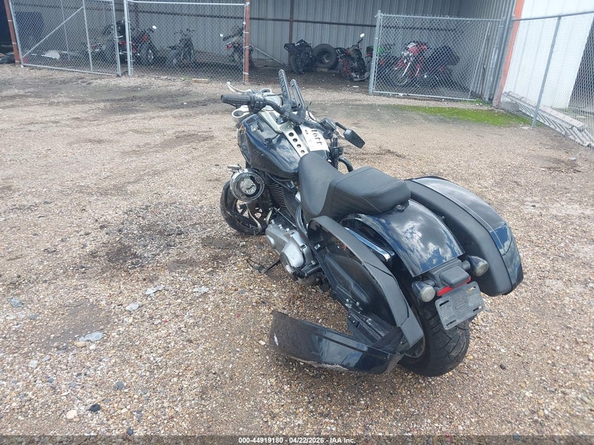 2019 Harley-davidson Sport glide VIN 1HD1YMJ29KB072440 IAAI salvage auction — FRONT END, Salvage (Texas), sold $1,325 on 2026-07-07 (photo 3)