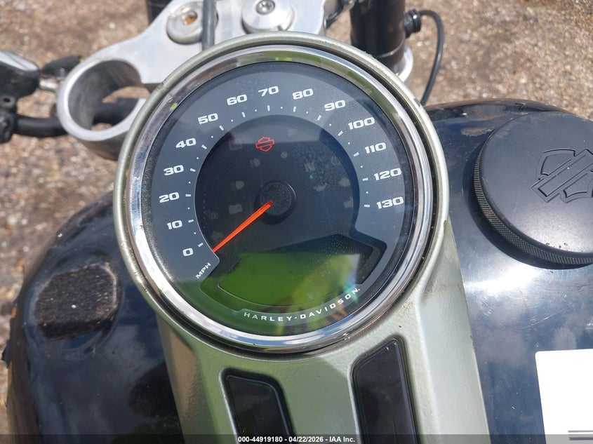 2019 Harley-davidson Sport glide VIN 1HD1YMJ29KB072440 IAAI salvage auction — FRONT END, Salvage (Texas), sold $1,325 on 2026-07-07 (photo 7)