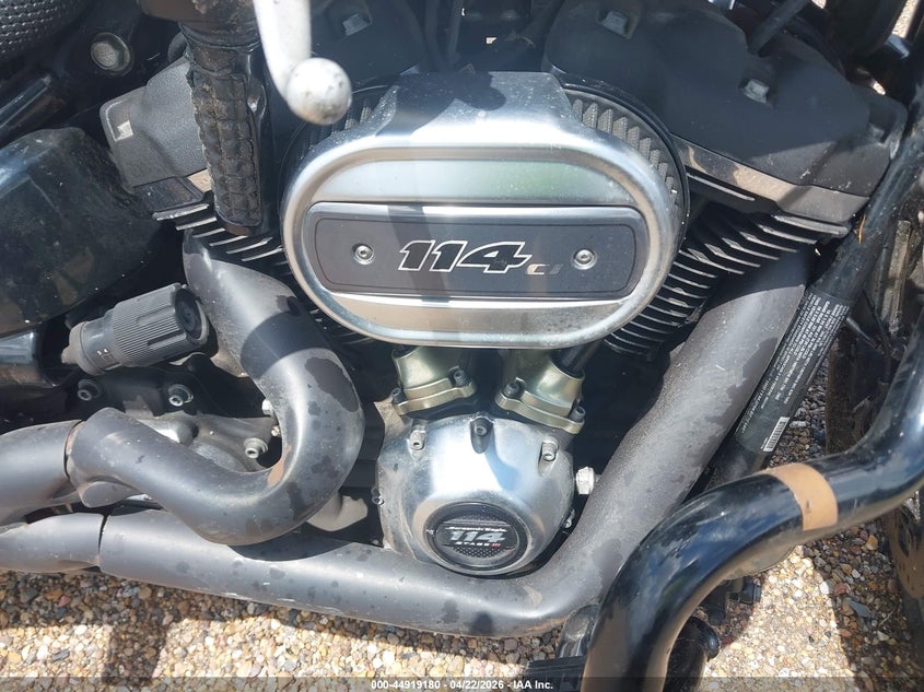 2019 Harley-davidson Sport glide VIN 1HD1YMJ29KB072440 IAAI salvage auction — FRONT END, Salvage (Texas), sold $1,325 on 2026-07-07 (photo 8)