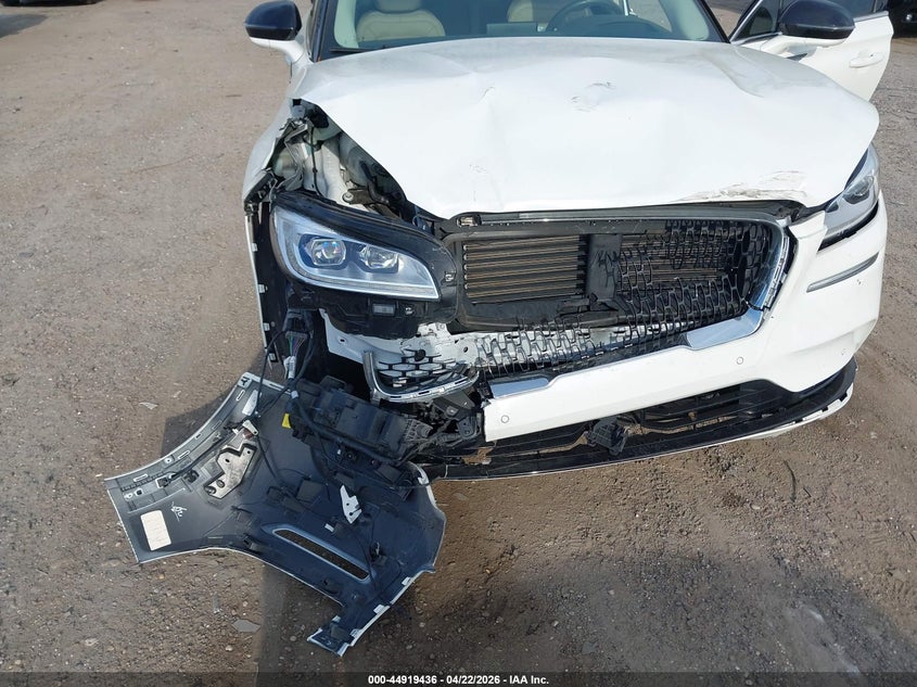 2022 Lincoln Corsair VIN 5LMCJ2DH5NUL11633 IAAI salvage auction — FRONT END, Salvage Title, sold $2,850 on 2026-07-11 (photo 6)