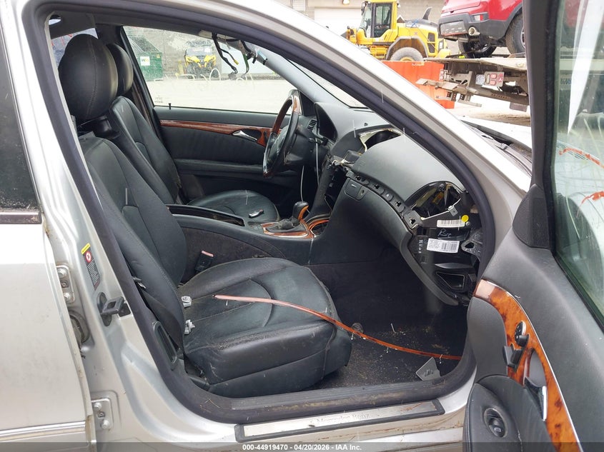 2005 Mercedes-benz E-class VIN WDBUH83J95X170044 IAAI salvage auction — NORMAL WEAR, Salvage (Texas), sold $400 on 2026-08-17 (photo 5)