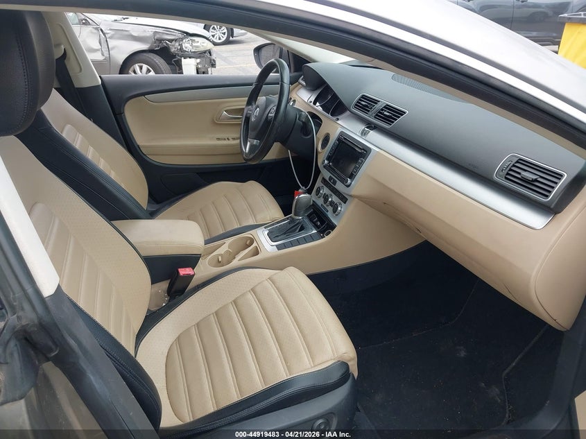 2013 Volkswagen Passat cc VIN WVWBN7ANXDE503041 IAAI salvage auction — RIGHT FRONT, Salvage (Missouri), sold $1,000 on 2026-08-04 (photo 5)