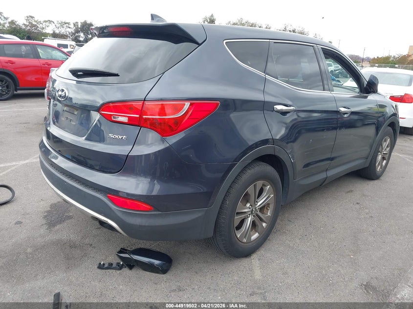 2014 Hyundai Santa fe VIN 5XYZT3LB7EG131425 IAAI salvage auction — SIDE, Salvage (California), sold $1,750 on 2026-07-16 (photo 4)