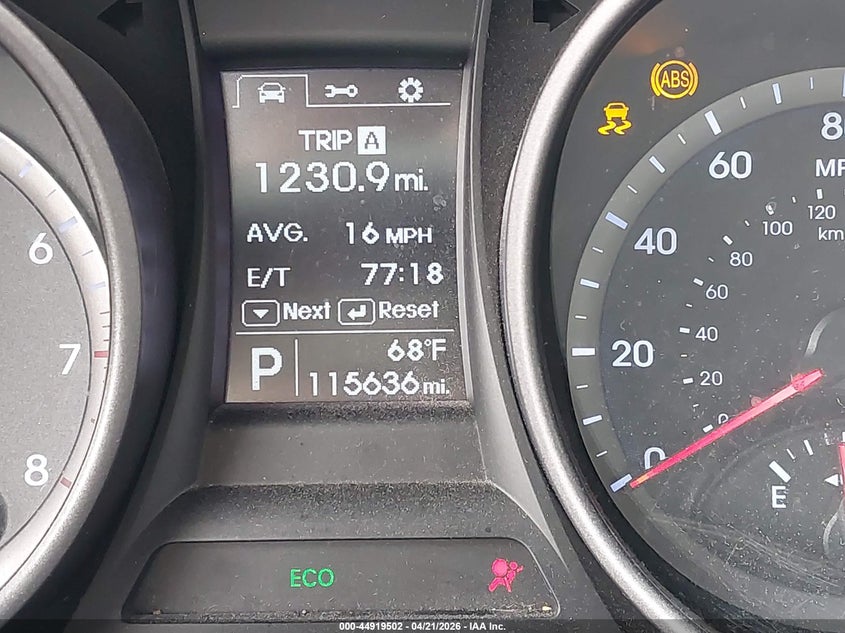 2014 Hyundai Santa fe VIN 5XYZT3LB7EG131425 IAAI salvage auction — SIDE, Salvage (California), sold $1,750 on 2026-07-16 (photo 7)