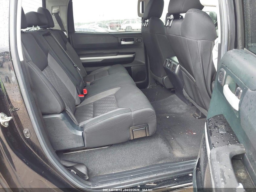 2017 Toyota Tundra VIN 5TFDW5F17HX583909 IAAI salvage auction — SIDE, Original (Texas), sold $9,800 on 2026-07-13 (photo 8)