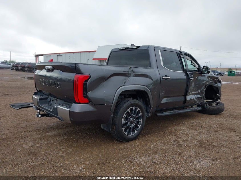 2025 Toyota Tundra VIN 5TFJA5DB8SX281257 IAAI salvage auction — RIGHT SIDE, Salvage (Texas), sold $11,100 on 2026-07-30 (photo 4)