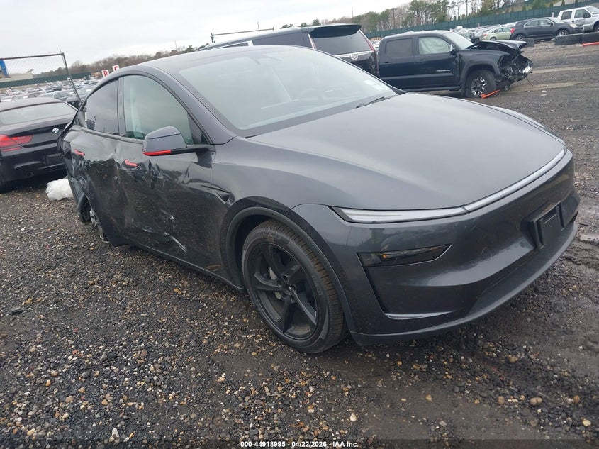 2026 Tesla Model y VIN 7SAYGDEE3TA386686 IAAI salvage auction — RIGHT SIDE, Mv-907A (New York), sold $15,450 on 2026-07-23 (photo 1)