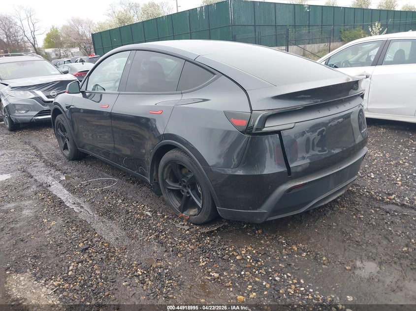 2026 Tesla Model y VIN 7SAYGDEE3TA386686 IAAI salvage auction — RIGHT SIDE, Mv-907A (New York), sold $15,450 on 2026-07-23 (photo 3)