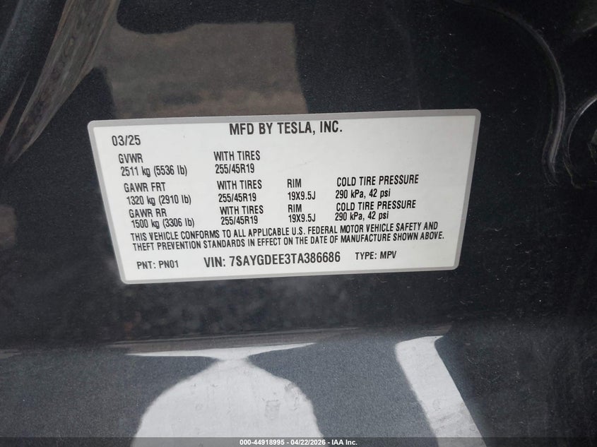 2026 Tesla Model y VIN 7SAYGDEE3TA386686 IAAI salvage auction — RIGHT SIDE, Mv-907A (New York), sold $15,450 on 2026-07-23 (photo 9)