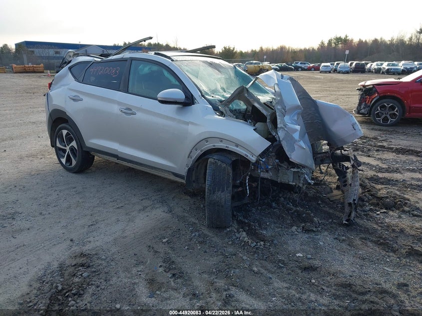 2017 Hyundai Tucson VIN KM8J3CA25HU570038 IAAI salvage auction — ROLLOVER, Salvage (Maine), sold $275 on 2026-07-27 (photo 1)