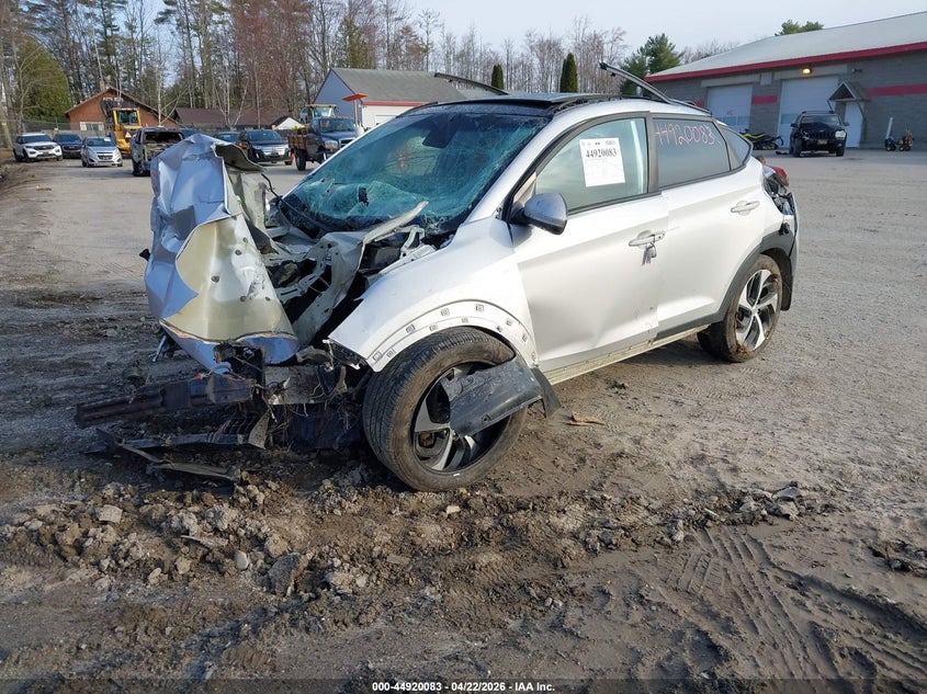 2017 Hyundai Tucson VIN KM8J3CA25HU570038 IAAI salvage auction — ROLLOVER, Salvage (Maine), sold $275 on 2026-07-27 (photo 2)