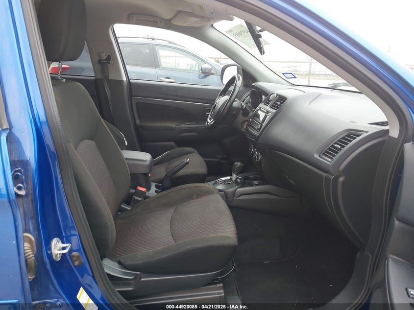 2017 Mitsubishi Outlander VIN JA4AP3AU7HZ027295 IAAI salvage auction — RIGHT REAR, Salvage Title, sold $725 on 2026-07-09 (photo 5)