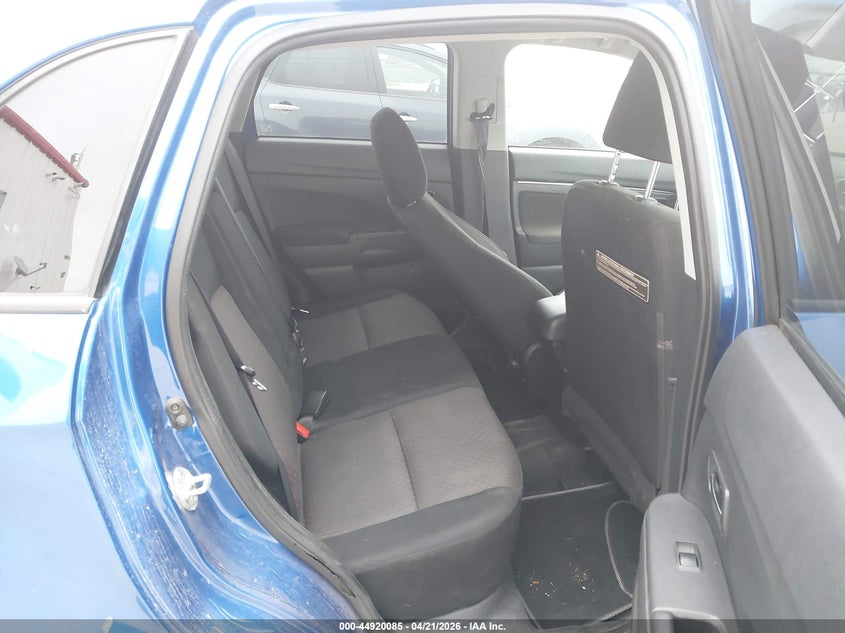 2017 Mitsubishi Outlander VIN JA4AP3AU7HZ027295 IAAI salvage auction — RIGHT REAR, Salvage Title, sold $725 on 2026-07-09 (photo 8)
