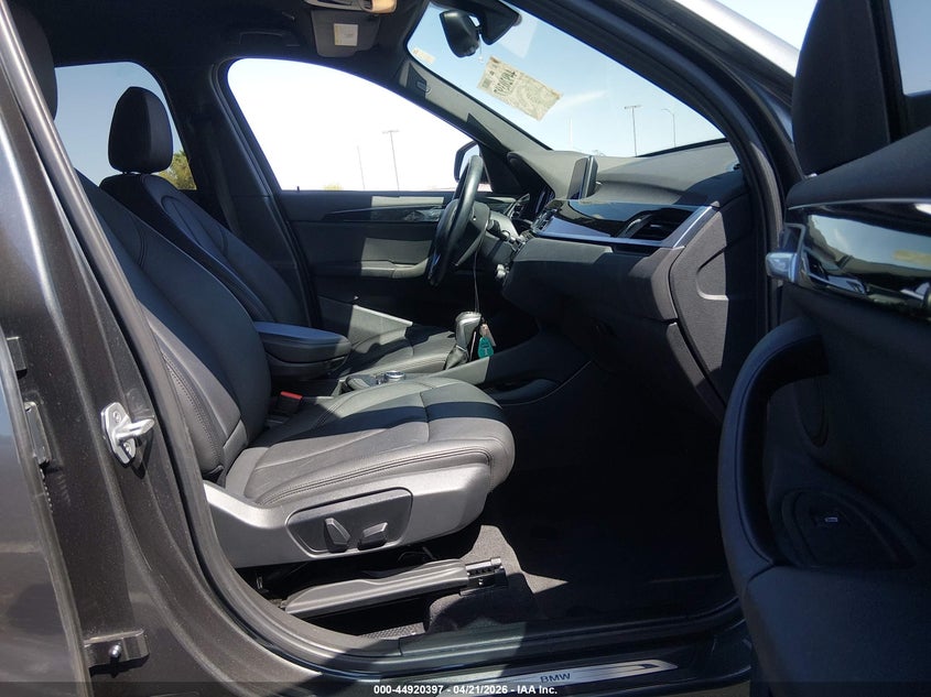 2019 BMW X1 VIN WBXHU7C57K3H46332 IAAI salvage auction — RIGHT FRONT, Salvage Title, sold $2,050 on 2026-07-24 (photo 5)