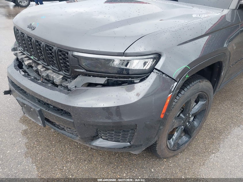 2023 Jeep Grand cherokee VIN 1C4RJKAG7P8752110 IAAI salvage auction — FRONT & REAR, Salvage Title, sold $8,850 on 2026-07-30 (photo 6)