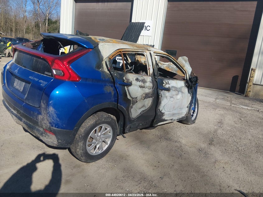 2018 Mitsubishi Eclipse cross VIN JA4AT3AA6JZ066404 IAAI salvage auction — FRONT END, Salvage (Vermont), sold $50 on 2026-07-09 (photo 4)