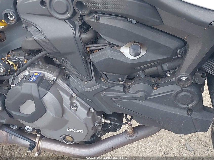 2024 Ducati Monster VIN ZDMMAMDT9RB009649 IAAI salvage auction — THEFT, Salvage (California), sold $3,300 on 2026-07-07 (photo 8)