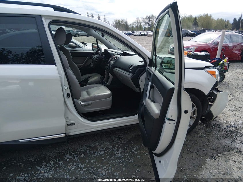 2015 Subaru Forester VIN JF2SJAWC9FH551102 IAAI salvage auction — FRONT END, Salvage Title, sold $975 on 2026-07-12 (photo 5)