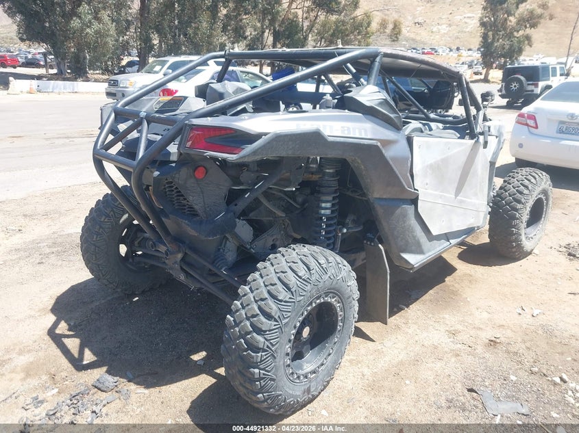 2018 Can-am/ brp Maverick VIN 3JBVDAW27JK000065 IAAI salvage auction — ROLLOVER, Salvage (California), sold $7,950 on 2026-07-28 (photo 4)