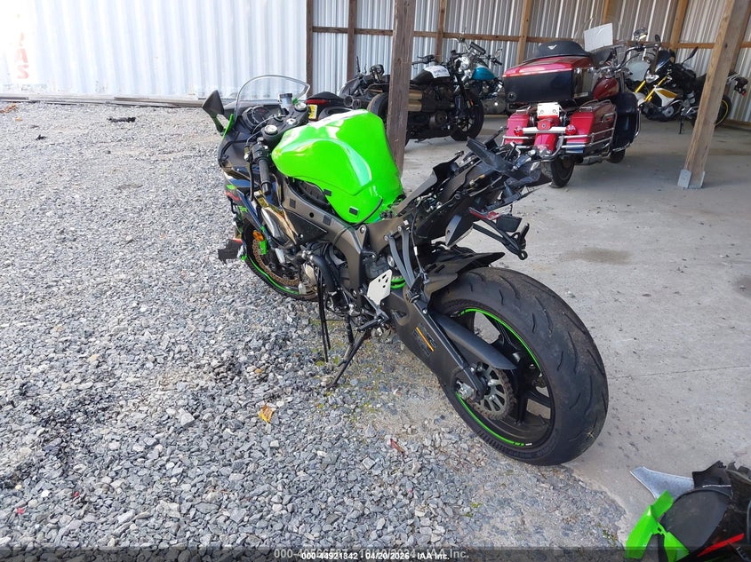 2021 Kawasaki Zx VIN JKBZXJG15MA014702 IAAI salvage auction — ALL OVER, Salvage (Idaho), sold $975 on 2026-07-15 (photo 3)