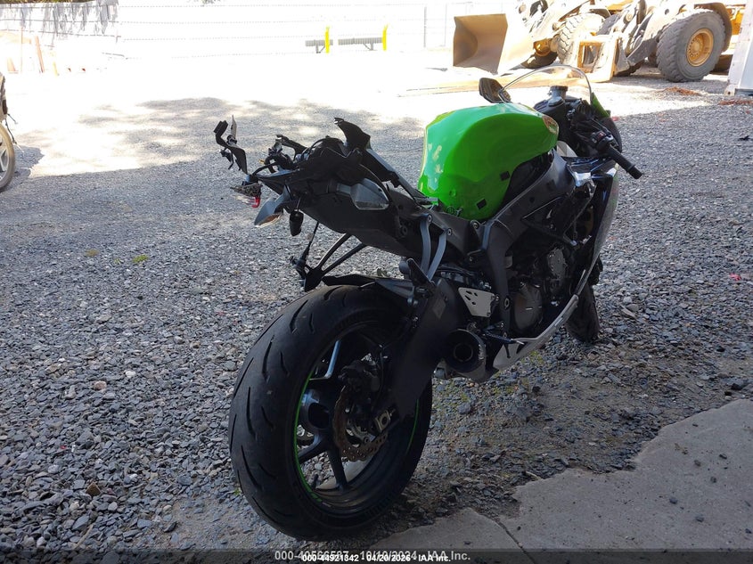 2021 Kawasaki Zx VIN JKBZXJG15MA014702 IAAI salvage auction — ALL OVER, Salvage (Idaho), sold $975 on 2026-07-15 (photo 4)