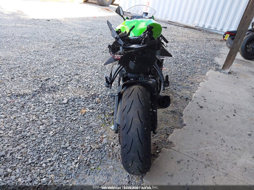2021 Kawasaki Zx VIN JKBZXJG15MA014702 IAAI salvage auction — ALL OVER, Salvage (Idaho), sold $975 on 2026-07-15 (photo 6)