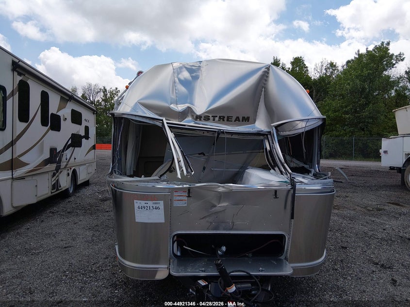2025 Airstream Other VIN 1STK9AG28SJ574291 IAAI salvage auction — FRONT END, Salvage (Kentucky), sold $9,150 on 2026-07-08 (photo 6)