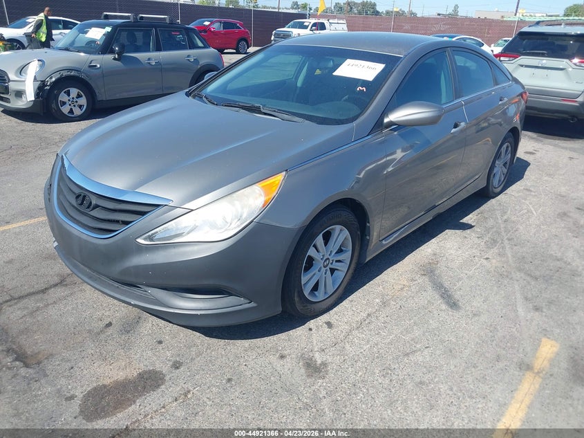 2014 Hyundai Sonata VIN 5NPEB4AC8EH930447 IAAI salvage auction — RIGHT SIDE, Salvage Title, sold $1,425 on 2026-07-06 (photo 2)