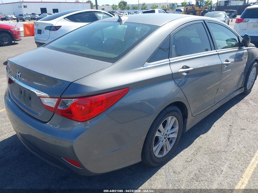 2014 Hyundai Sonata VIN 5NPEB4AC8EH930447 IAAI salvage auction — RIGHT SIDE, Salvage Title, sold $1,425 on 2026-07-06 (photo 4)