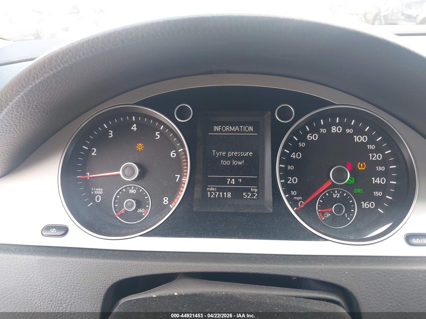 2010 Volkswagen Passat VIN WVWJK7AN7AE135479 IAAI salvage auction — NORMAL WEAR, Original (Texas), sold $225 on 2026-08-08 (photo 7)