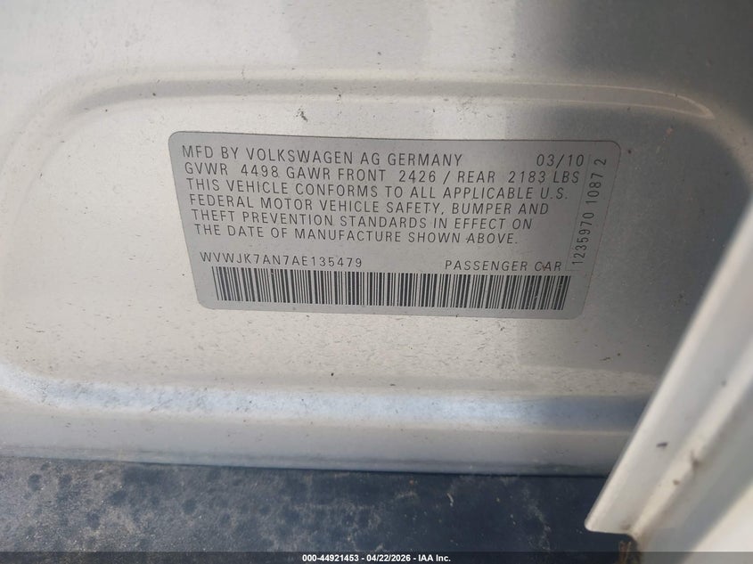 2010 Volkswagen Passat VIN WVWJK7AN7AE135479 IAAI salvage auction — NORMAL WEAR, Original (Texas), sold $225 on 2026-08-08 (photo 9)