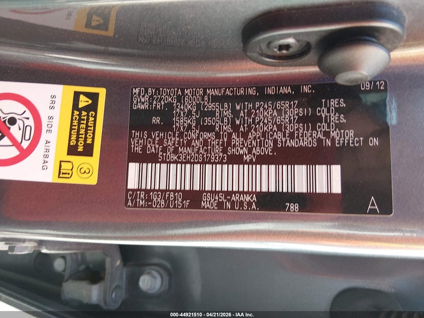 2013 Toyota Highlander VIN 5TDBK3EH2DS179373 IAAI salvage auction — RIGHT SIDE, Salvage (Missouri), sold $3,250 on 2026-07-09 (photo 9)