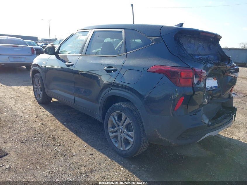 2021 Kia Seltos VIN KNDEPCAA8M7110382 IAAI salvage auction — REAR END, Scrap (Michigan), sold $4,425 on 2026-07-16 (photo 3)